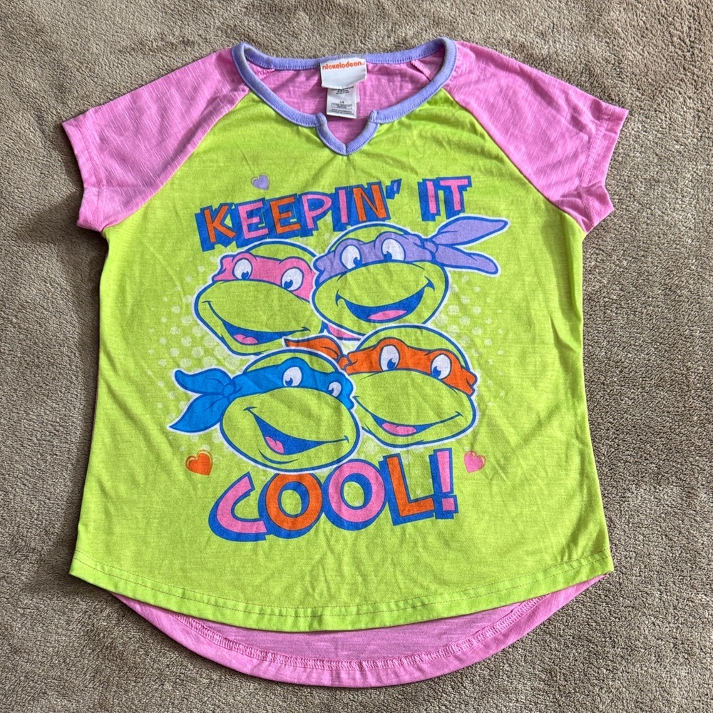 Nickelodeon Teenage Mutant Ninja Turtles TMNT Green and Pink Tee